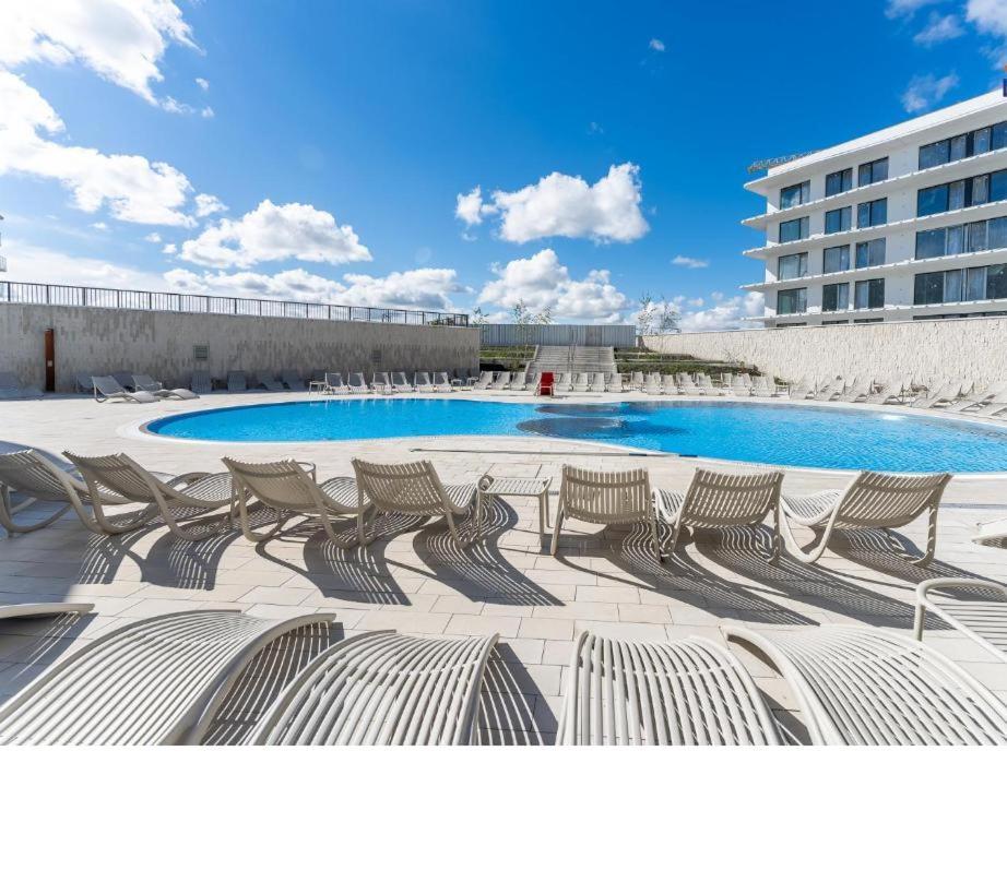 Kolobrzeg Apartamenty Polanki Aqua Z Bezplatnym Basenem, Bawialnia, Parkingiem I Fitness Экстерьер фото
